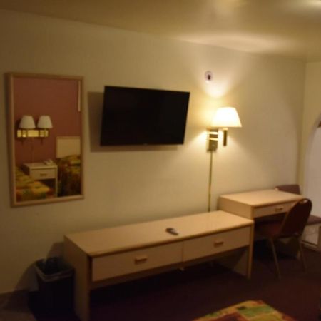 Travelodge By Wyndham פרמינגטון מראה חיצוני תמונה