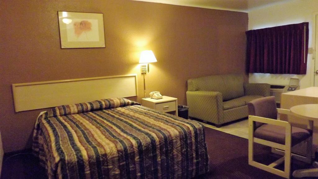 Travelodge By Wyndham פרמינגטון מראה חיצוני תמונה